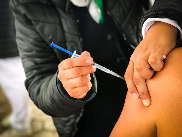 Aplicación de la vacuna contra Covid-19 en el municipio de Yauhquemehcan